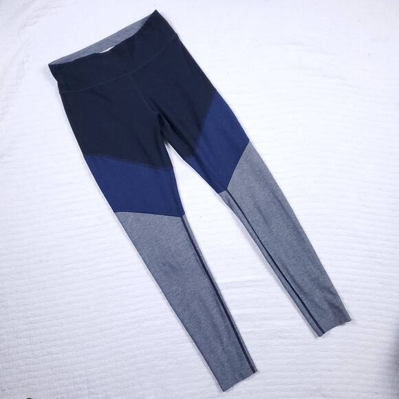 Outdoor Voices Womens 7/8 Springs Colorblock Leggings Charcoal/Navy/Graphite| M - Picture 2 of 13